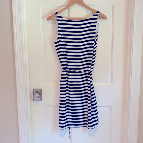 Loft petite dress size M - Picture 2 of 8